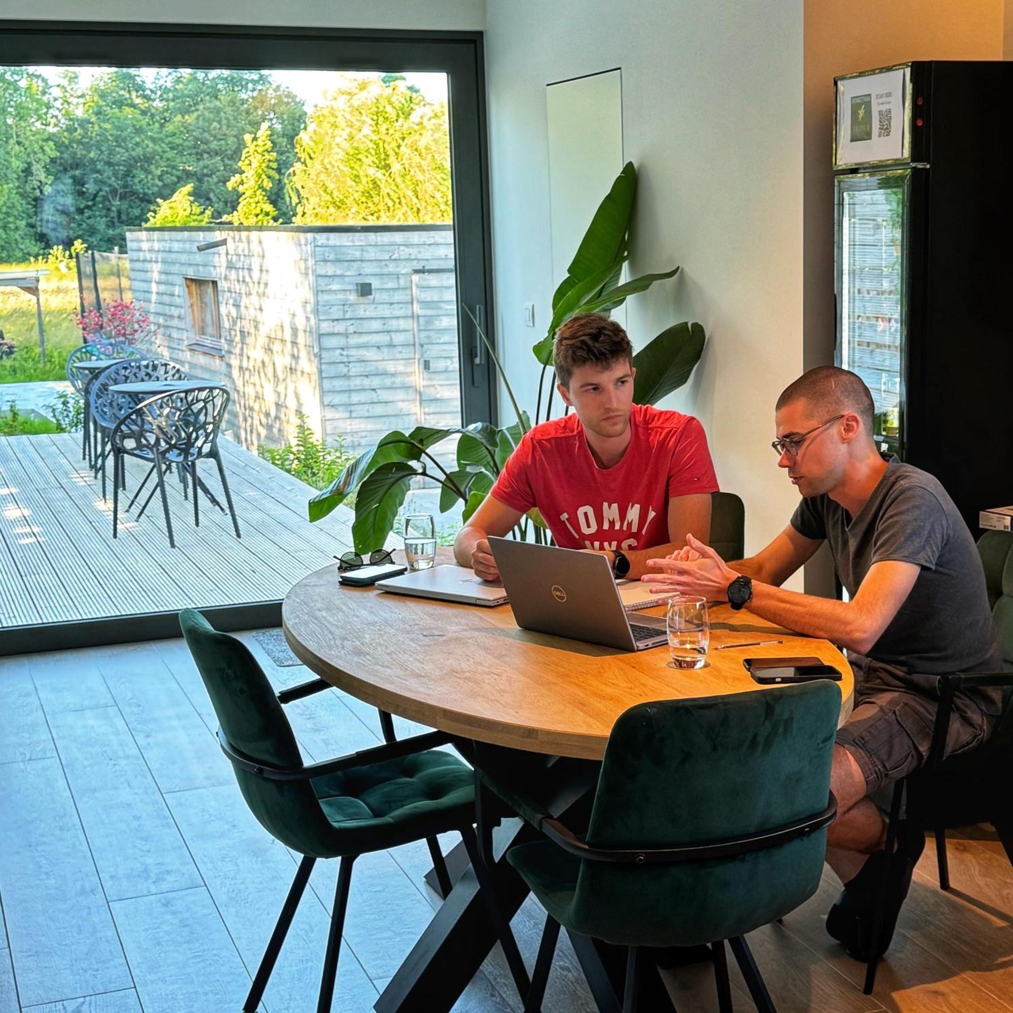 Inova Guesthouse Hasselt Dış mekan fotoğraf